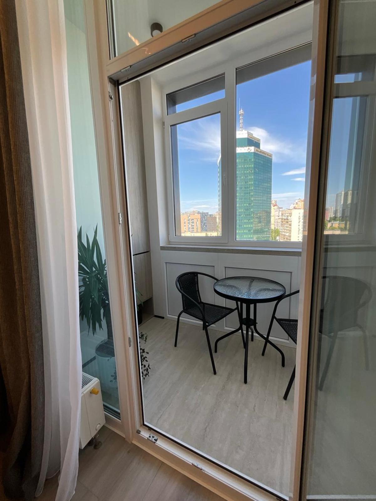 Жк"Манхэттен"На Берестейском Проспекте Kiev Exterior foto
